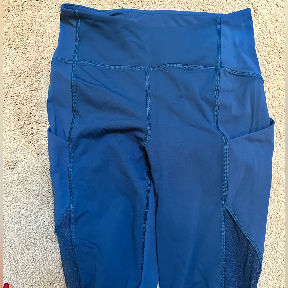 Lululemon Mesh Panel Compression Running Pants Si… - image 2